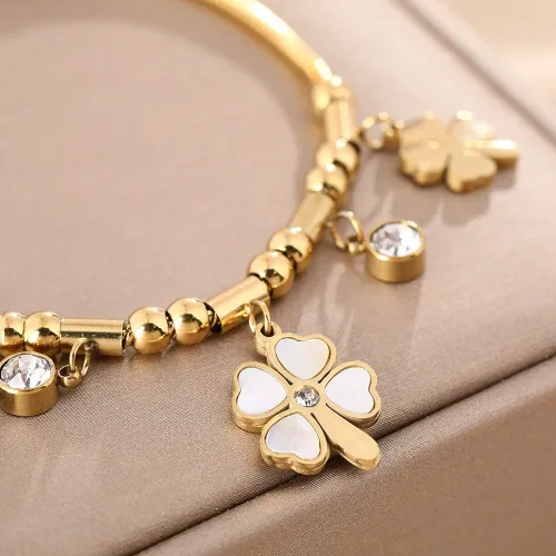 Titanium Steels Three Flower Bracelet